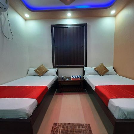 Hotel Shakuntla Palace - 400 Meters Away From Vishnu Pad Temple 7 Mins Walk 伽耶 外观 照片