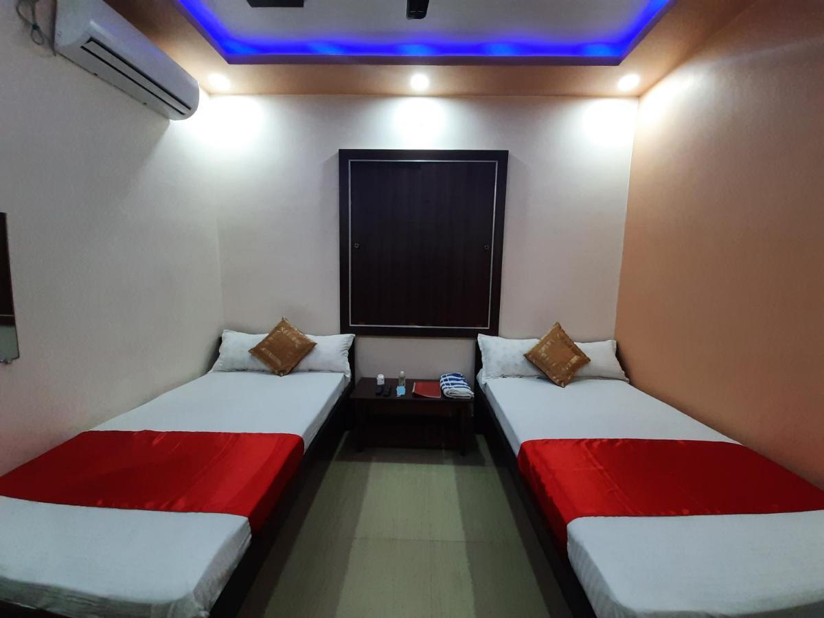 Hotel Shakuntla Palace - 400 Meters Away From Vishnu Pad Temple 7 Mins Walk 伽耶 外观 照片
