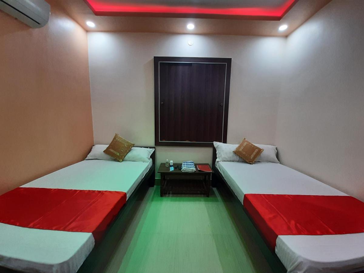 Hotel Shakuntla Palace - 400 Meters Away From Vishnu Pad Temple 7 Mins Walk 伽耶 外观 照片