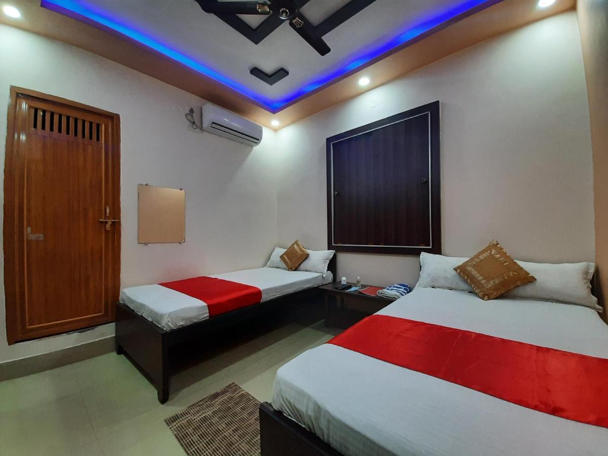 Hotel Shakuntla Palace - 400 Meters Away From Vishnu Pad Temple 7 Mins Walk 伽耶 外观 照片