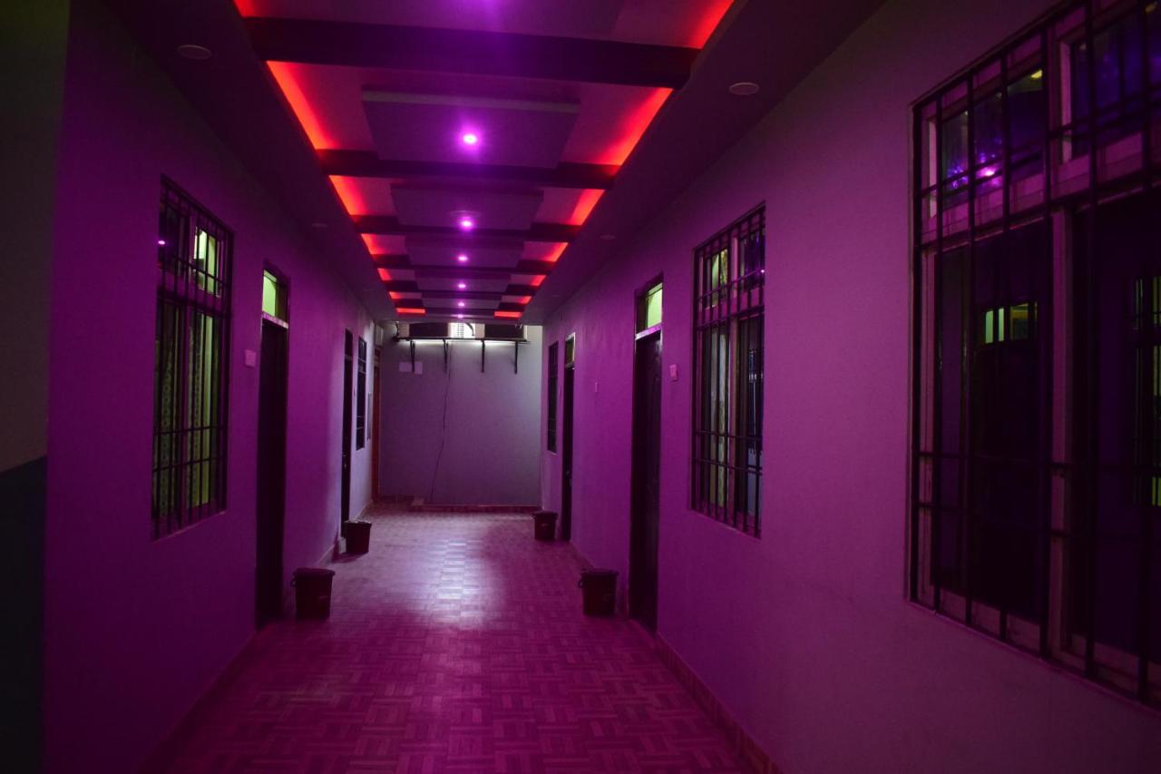 Hotel Shakuntla Palace - 400 Meters Away From Vishnu Pad Temple 7 Mins Walk 伽耶 外观 照片