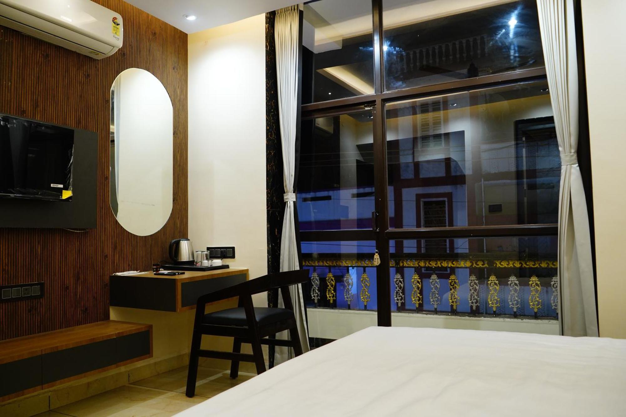 Hotel Shakuntla Palace - 400 Meters Away From Vishnu Pad Temple 7 Mins Walk 伽耶 外观 照片