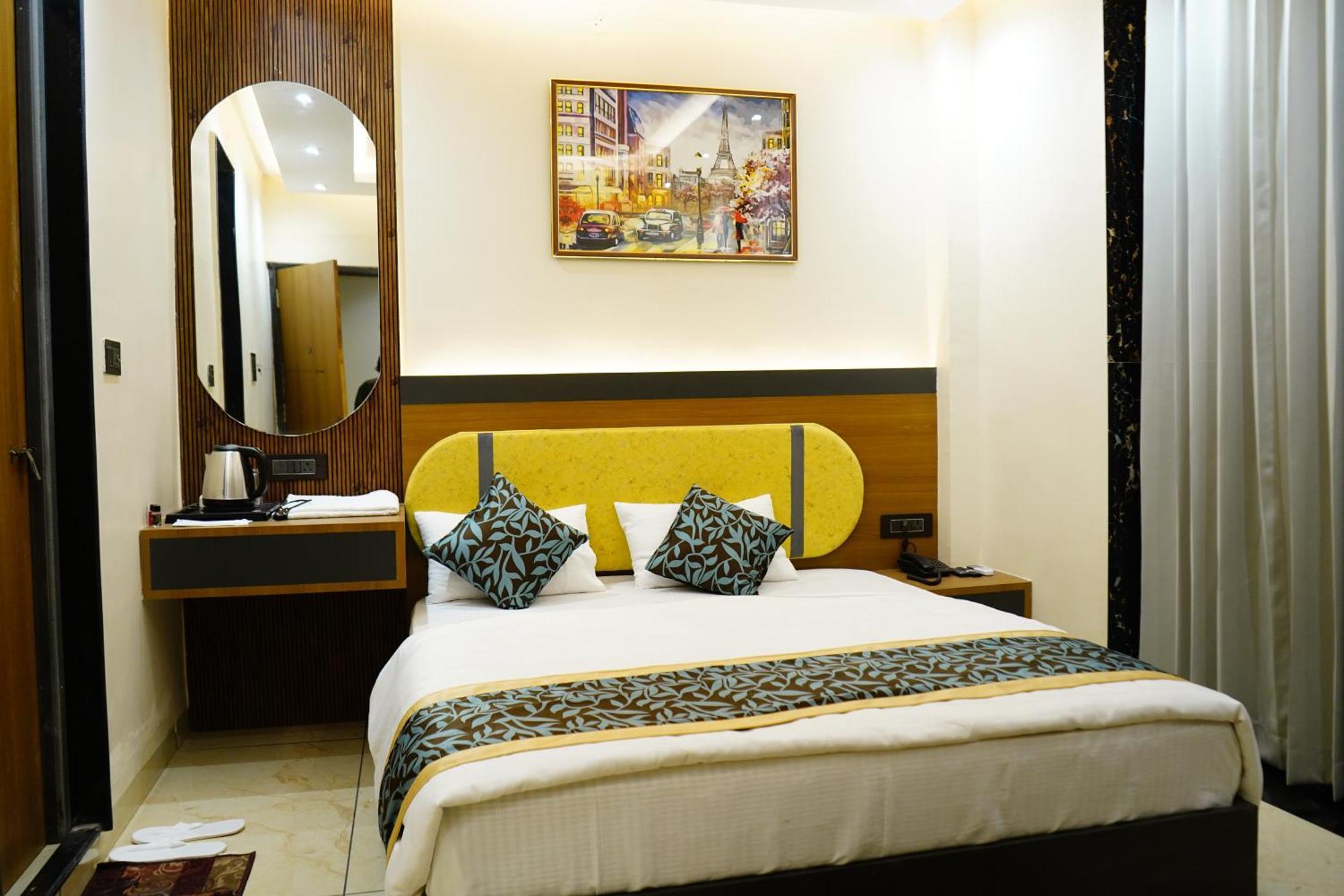 Hotel Shakuntla Palace - 400 Meters Away From Vishnu Pad Temple 7 Mins Walk 伽耶 外观 照片