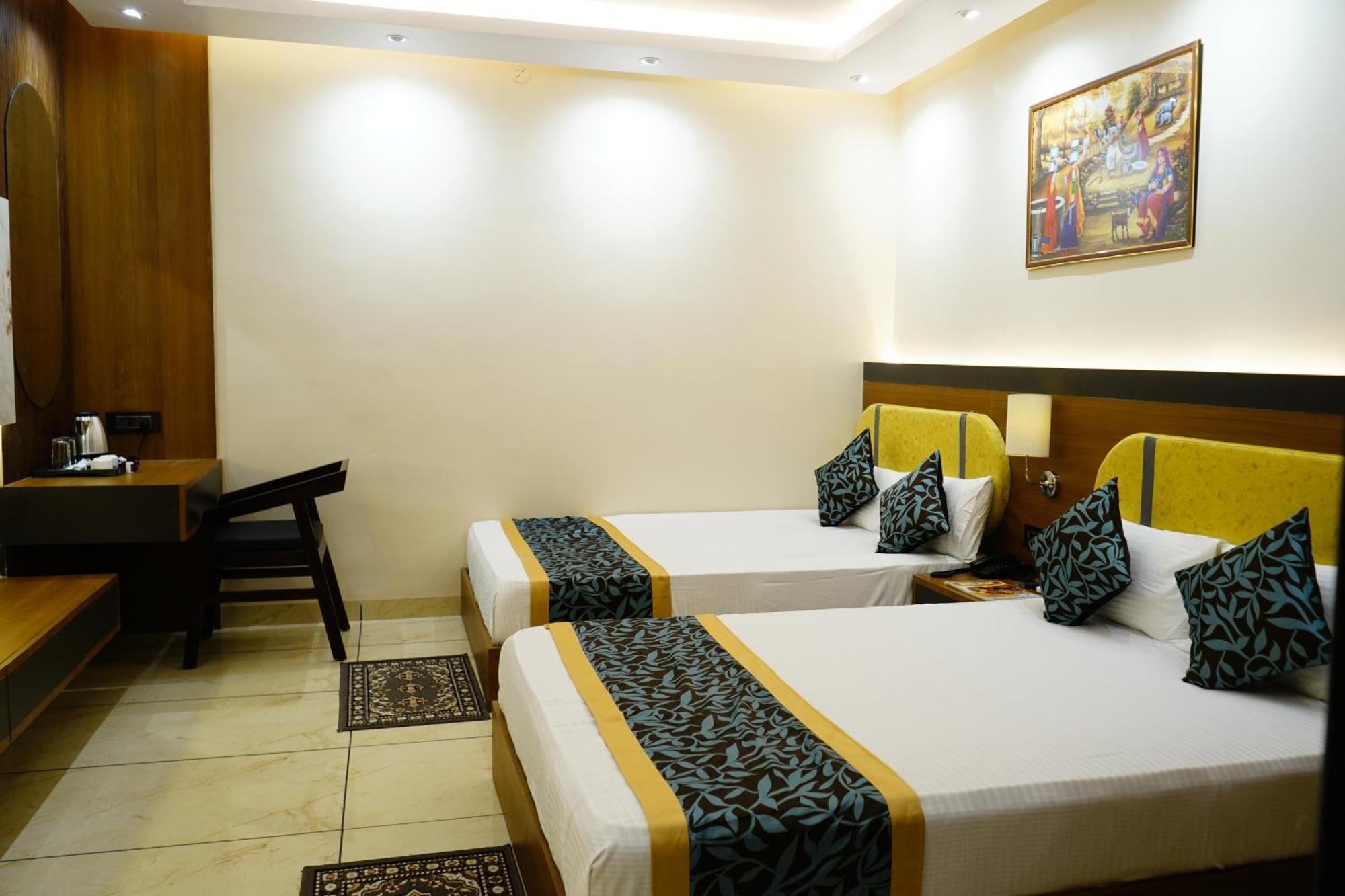 Hotel Shakuntla Palace - 400 Meters Away From Vishnu Pad Temple 7 Mins Walk 伽耶 外观 照片