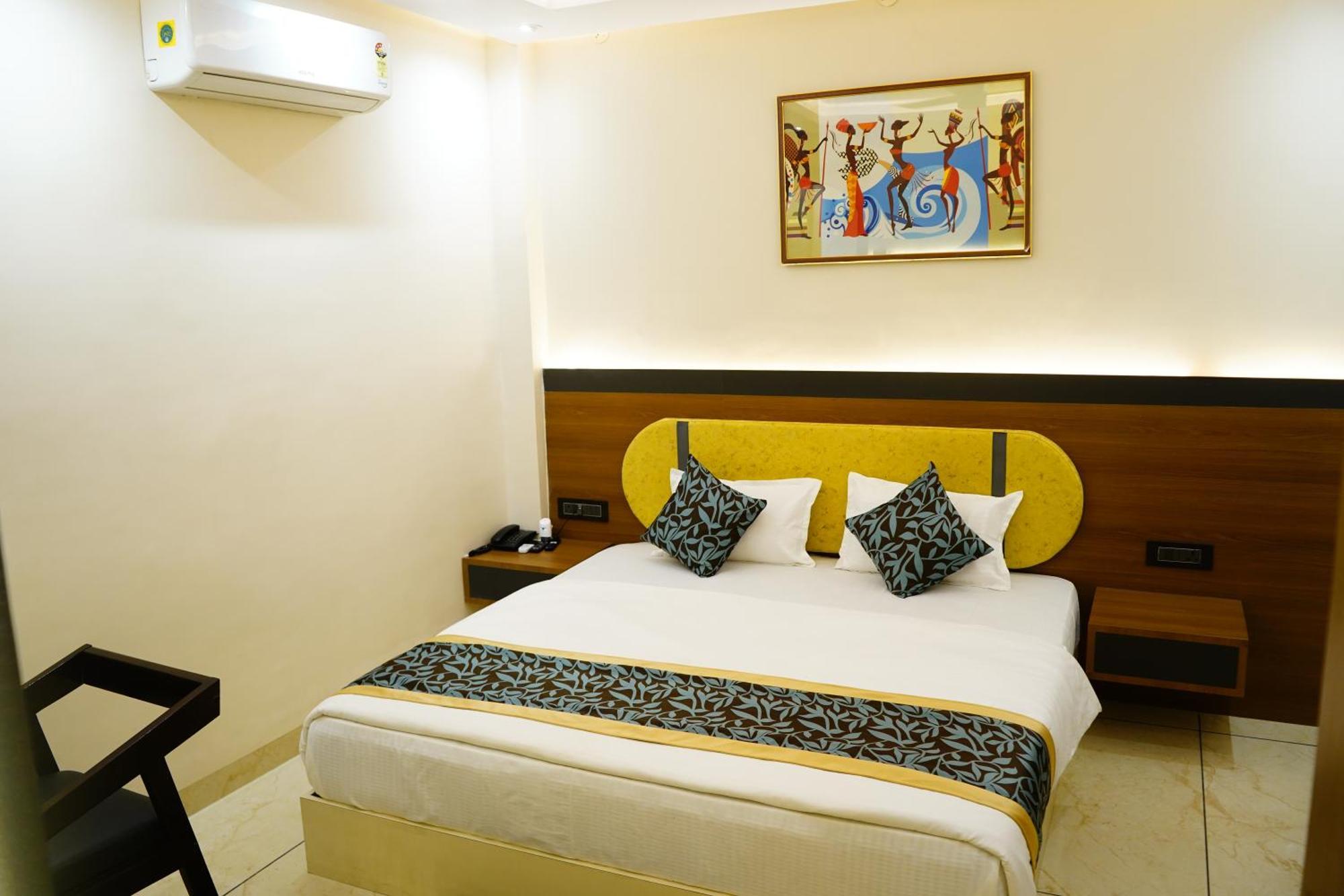 Hotel Shakuntla Palace - 400 Meters Away From Vishnu Pad Temple 7 Mins Walk 伽耶 外观 照片