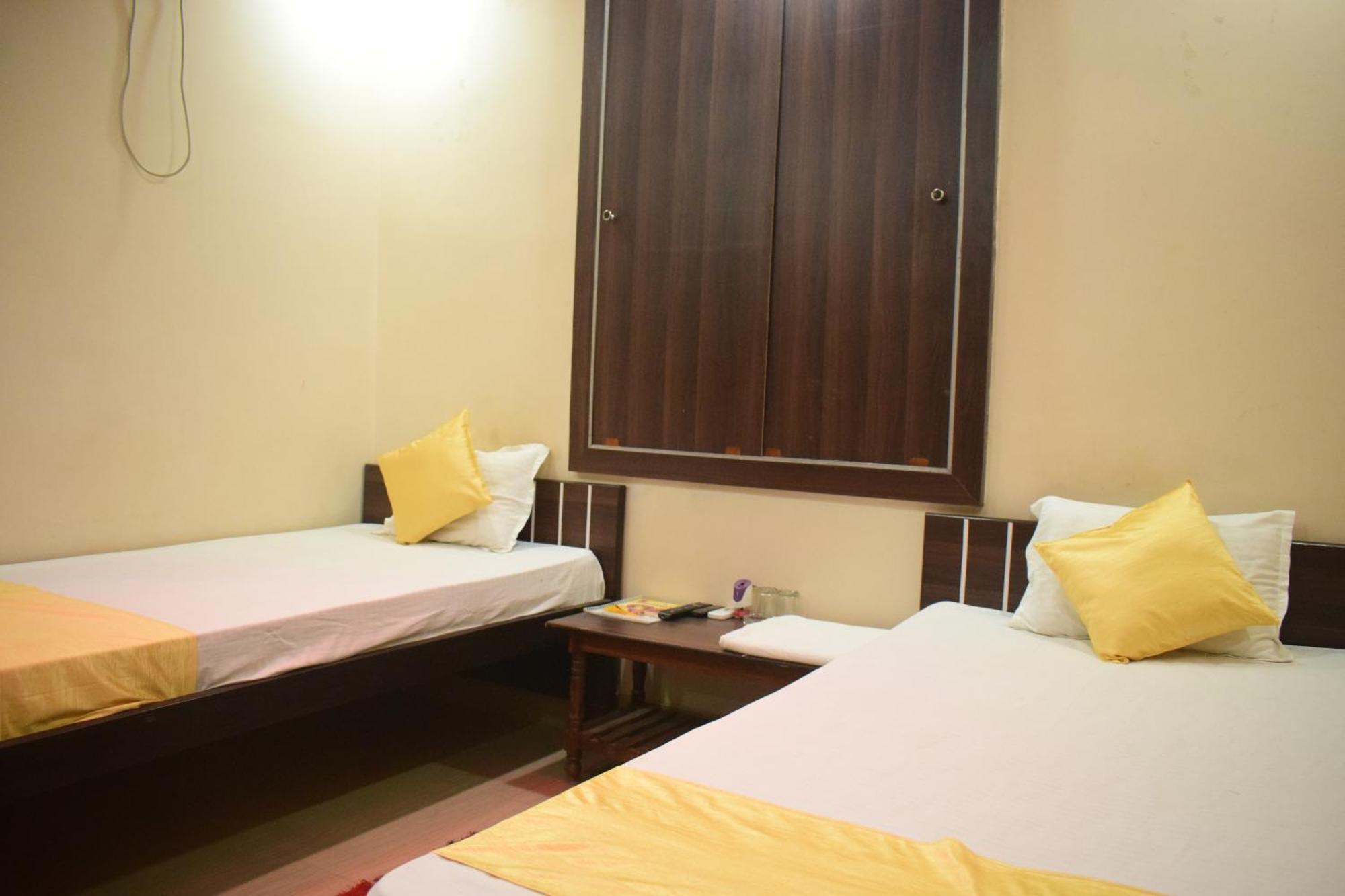 Hotel Shakuntla Palace - 400 Meters Away From Vishnu Pad Temple 7 Mins Walk 伽耶 外观 照片