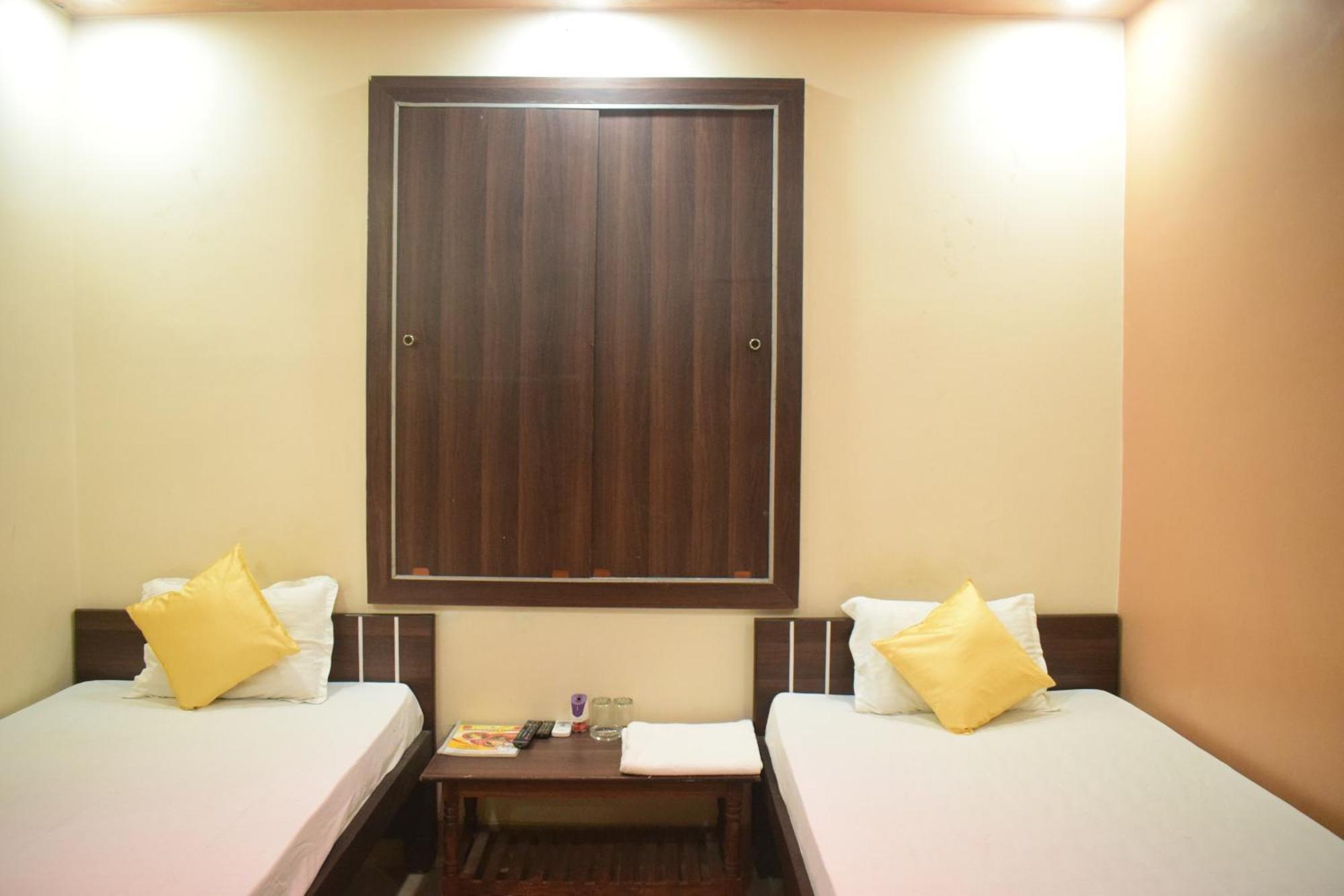 Hotel Shakuntla Palace - 400 Meters Away From Vishnu Pad Temple 7 Mins Walk 伽耶 外观 照片