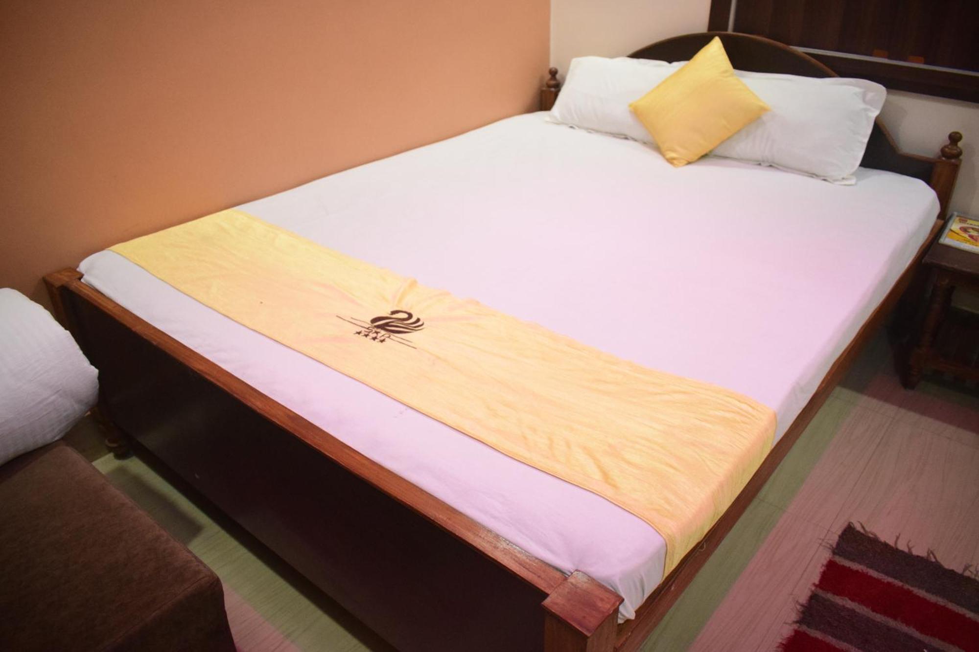 Hotel Shakuntla Palace - 400 Meters Away From Vishnu Pad Temple 7 Mins Walk 伽耶 外观 照片